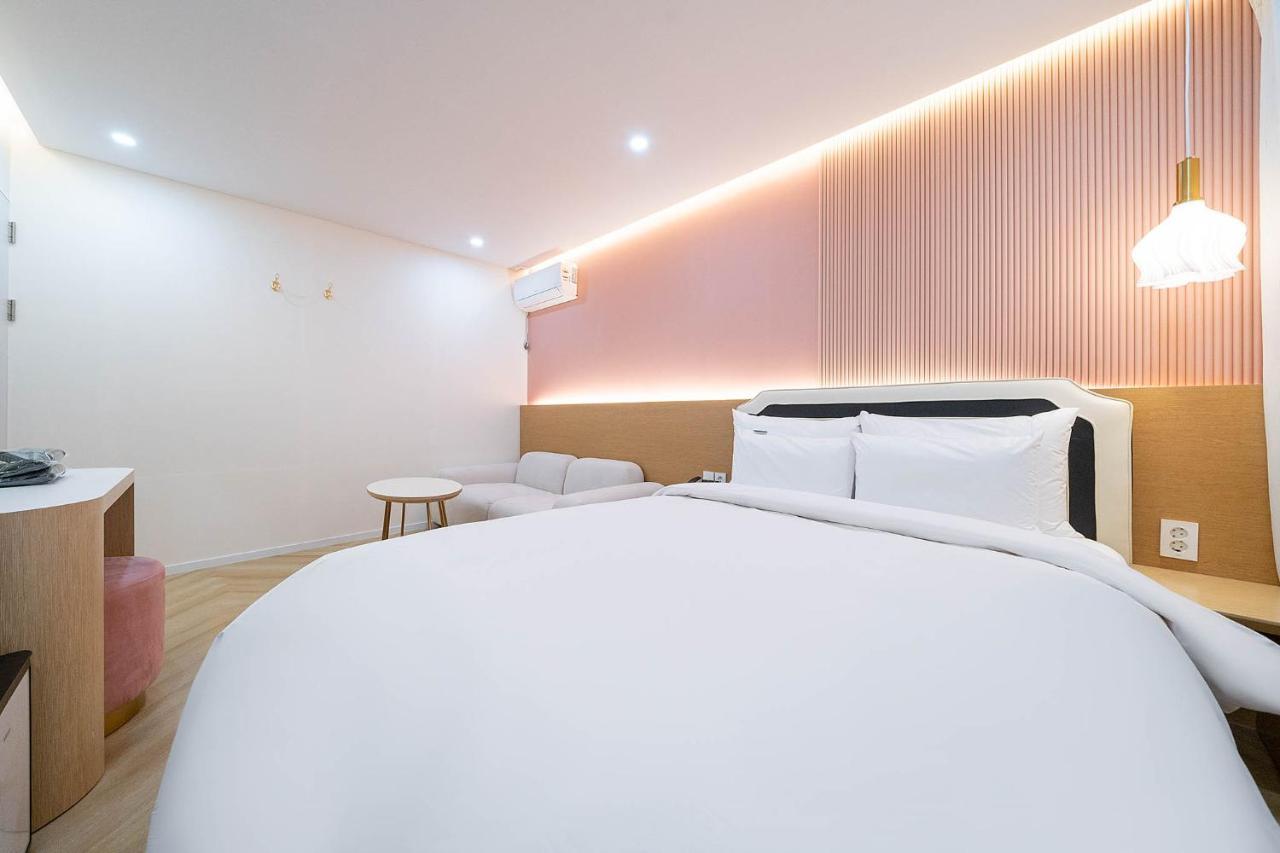 Browndot Hotel Namchuncheon Buitenkant foto